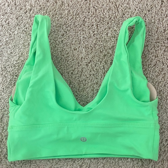 Lululemon Align V neck Bra light supports C/D cup pistachio color - Picture 2 of 4